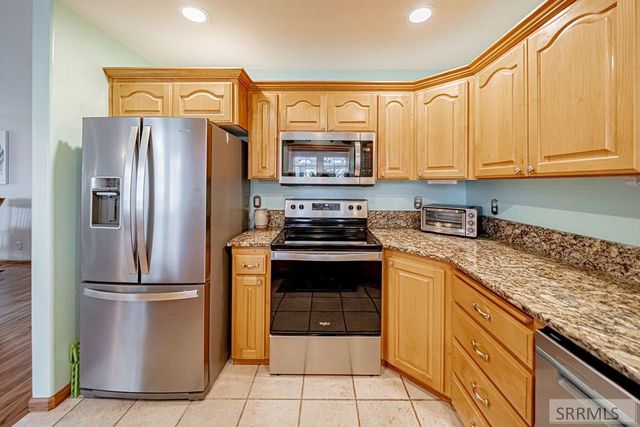 484 Hickory Circle, Idaho Falls, ID 83404