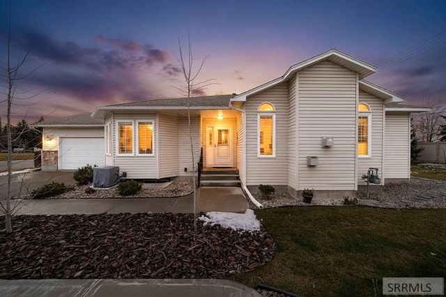 484 Hickory Circle, Idaho Falls, ID 83404
