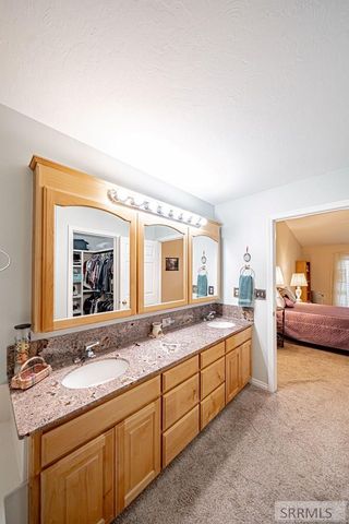 484 Hickory Circle, Idaho Falls, ID 83404