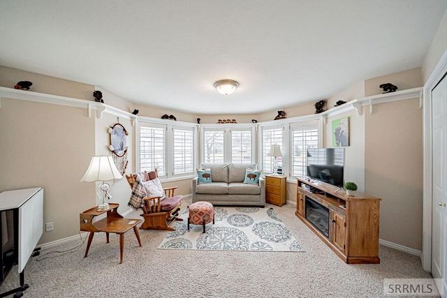 484 Hickory Circle, Idaho Falls, ID 83404