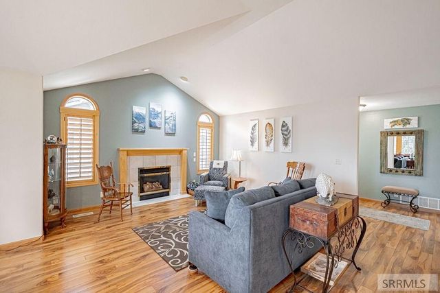 484 Hickory Circle, Idaho Falls, ID 83404