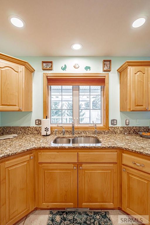 Image 15 of property listing at 484 Hickory Circle, Idaho Falls, ID 83404