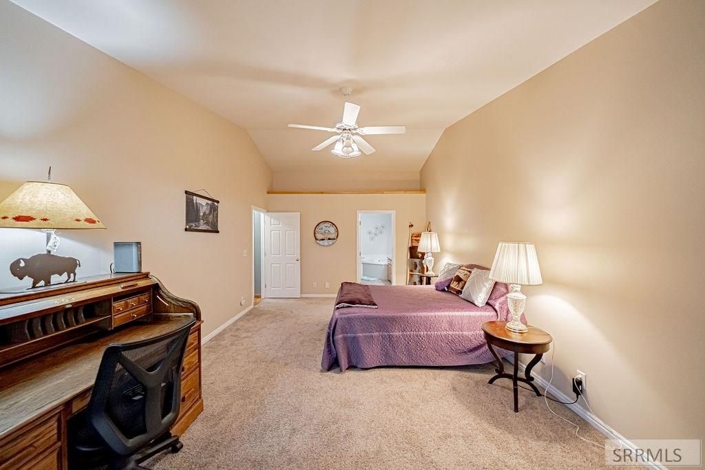 Image 27 of property listing at 484 Hickory Circle, Idaho Falls, ID 83404