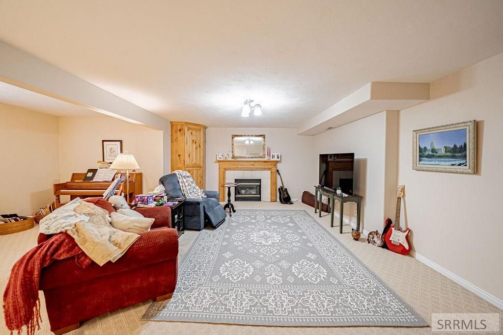 Image 51 of property listing at 484 Hickory Circle, Idaho Falls, ID 83404