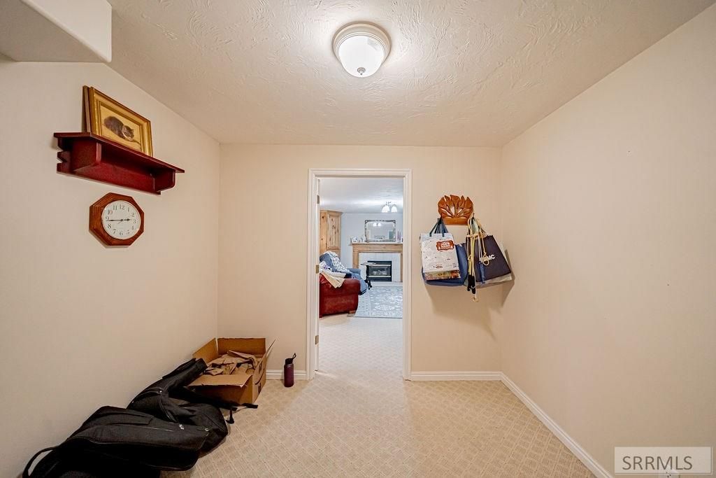 Image 60 of property listing at 484 Hickory Circle, Idaho Falls, ID 83404