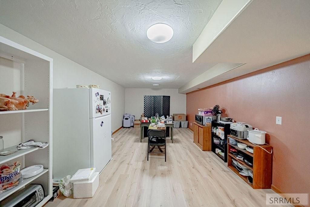 Image 61 of property listing at 484 Hickory Circle, Idaho Falls, ID 83404