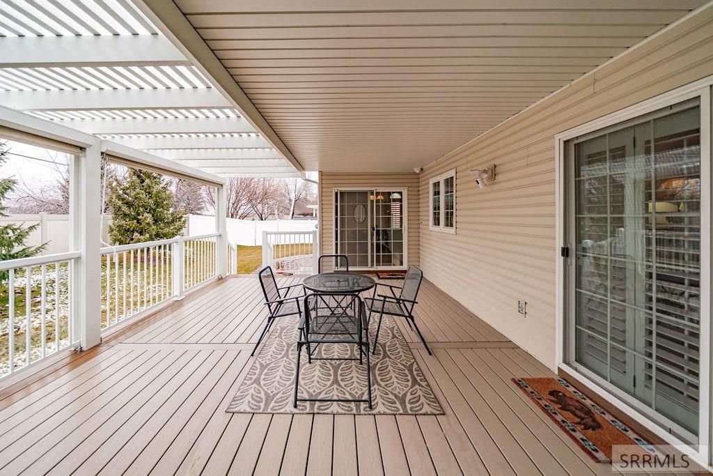 Image 77 of property listing at 484 Hickory Circle, Idaho Falls, ID 83404