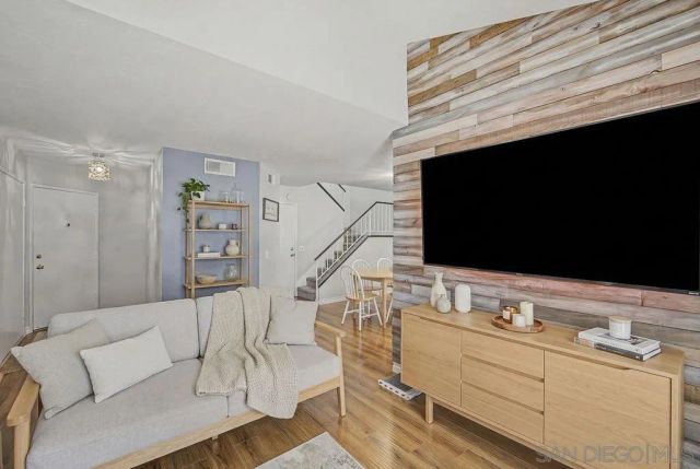 1721 Maxwell B, Corona, CA 92881