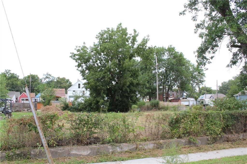 1512 Lake Avenue, Kansas City, KS 66103