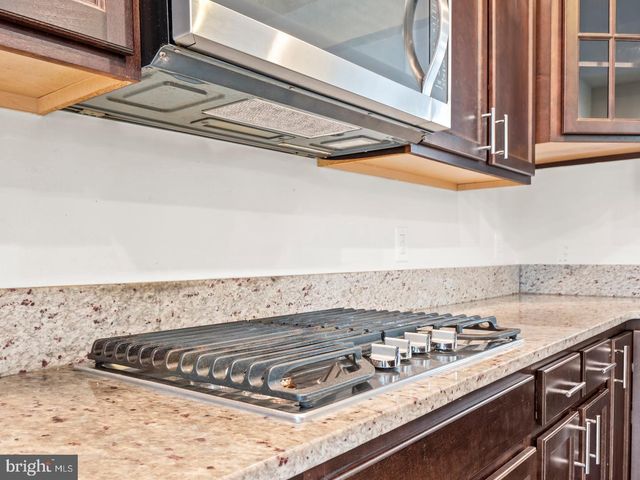 15930 CHIEFTAIN AVE, Derwood, MD 20855