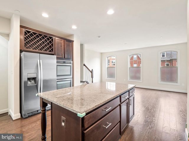15930 CHIEFTAIN AVE, Derwood, MD 20855