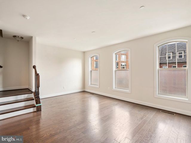 15930 CHIEFTAIN AVE, Derwood, MD 20855