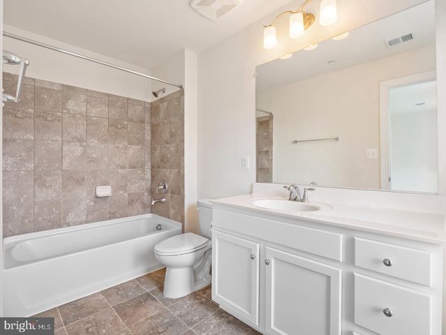 15930 CHIEFTAIN AVE, Derwood, MD 20855