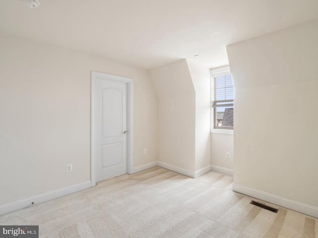 15930 CHIEFTAIN AVE, Derwood, MD 20855