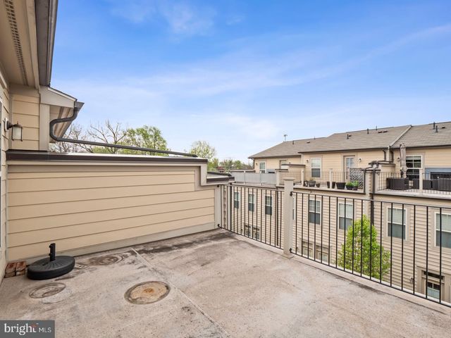 15930 CHIEFTAIN AVE, Derwood, MD 20855