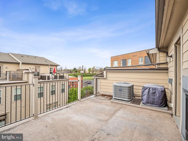 15930 CHIEFTAIN AVE, Derwood, MD 20855