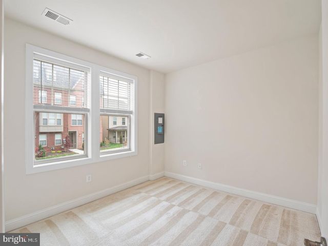 15930 CHIEFTAIN AVE, Derwood, MD 20855