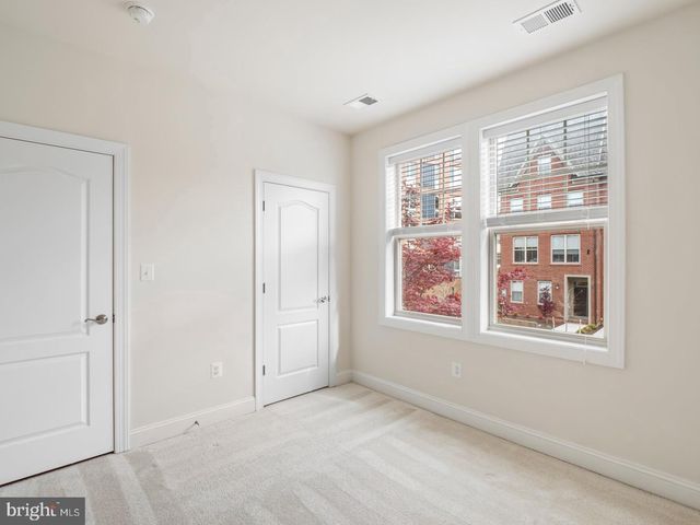 15930 CHIEFTAIN AVE, Derwood, MD 20855
