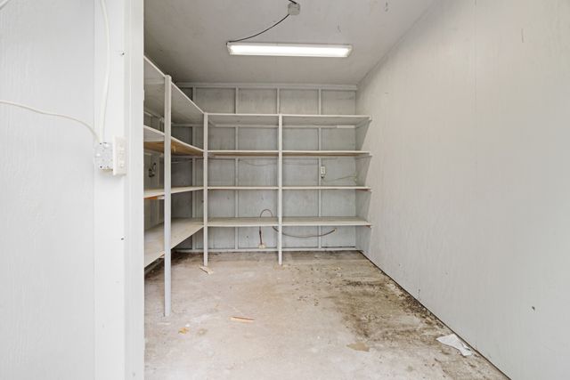 7757 Farm Road 137, Paris, TX 75460