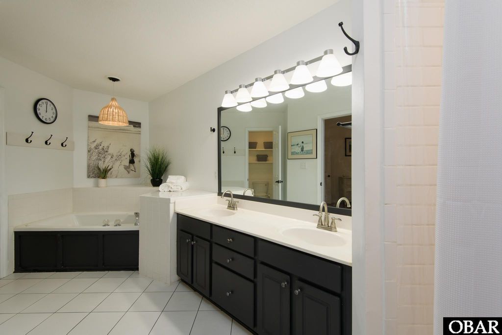Image 15 of property listing at 122 W Waterside Lane, Nags Head, NC 27959