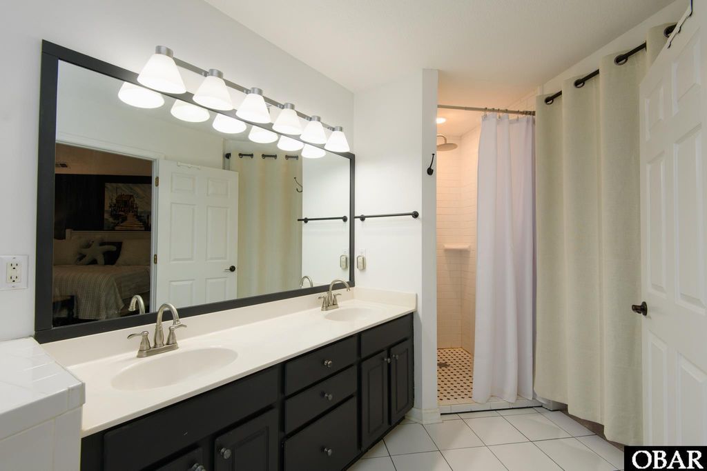 Image 17 of property listing at 122 W Waterside Lane, Nags Head, NC 27959