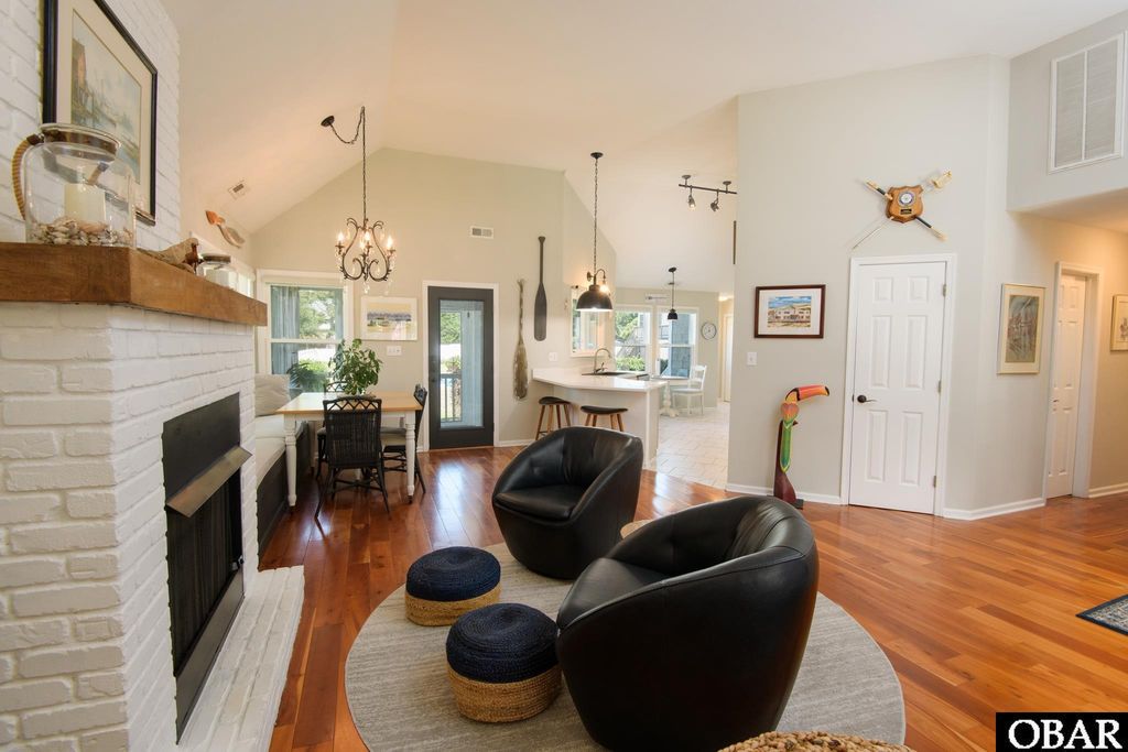 Image 7 of property listing at 122 W Waterside Lane, Nags Head, NC 27959