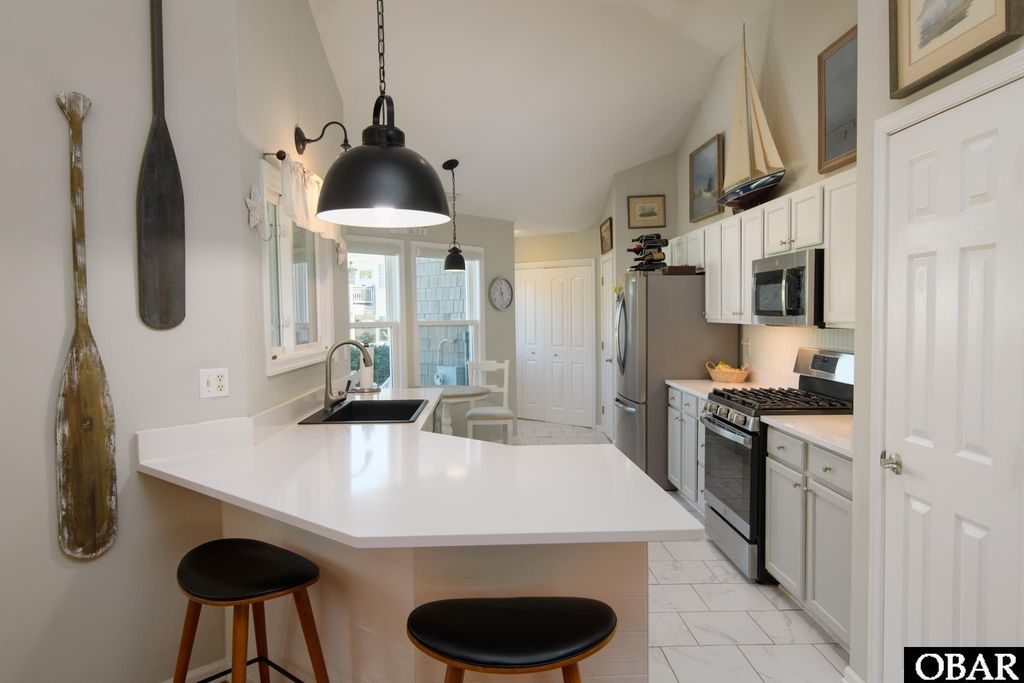 Image 9 of property listing at 122 W Waterside Lane, Nags Head, NC 27959