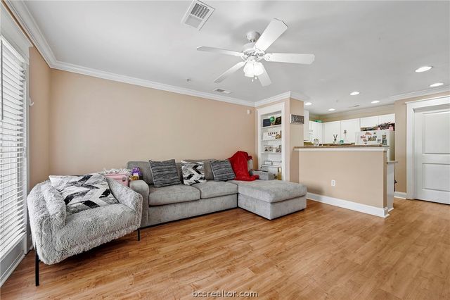 1725 Harvey Mitchell 1923, College Station, TX 77840