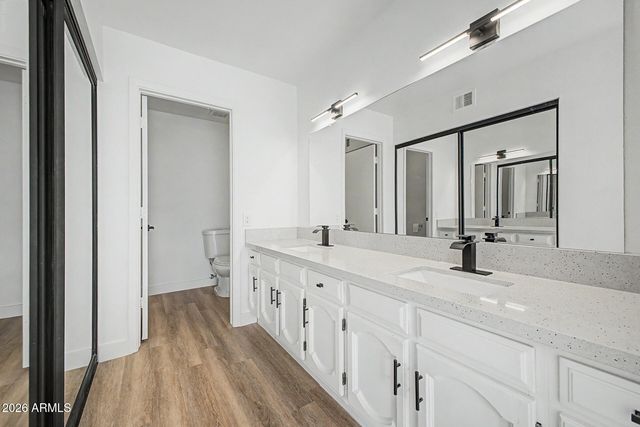 9471 E LAUREL Lane, Scottsdale, AZ 85260