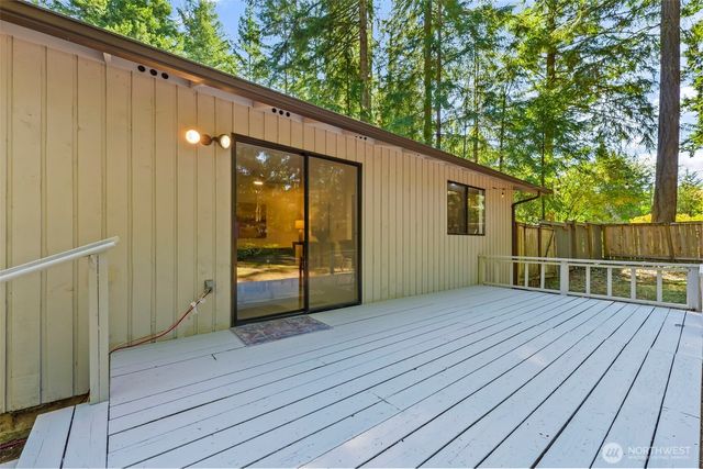 940 9th Avenue, Fox Island, WA 98333