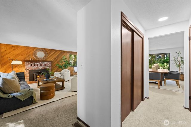 940 9th Avenue, Fox Island, WA 98333