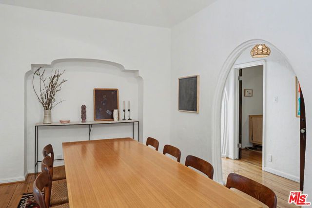 6356 Drexel Avenue, Los Angeles, CA 90048