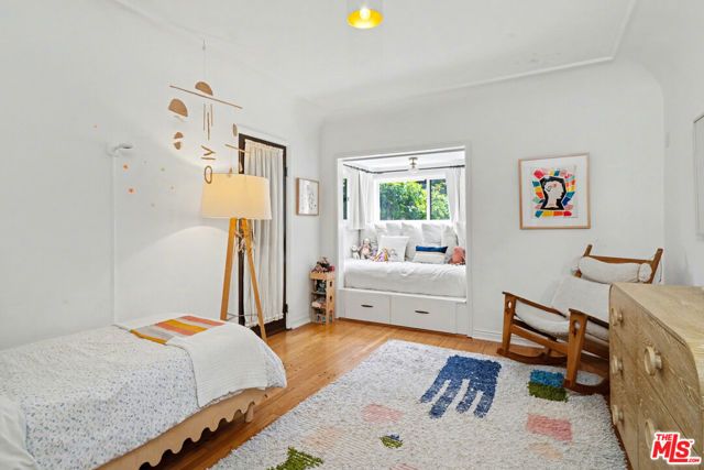 6356 Drexel Avenue, Los Angeles, CA 90048