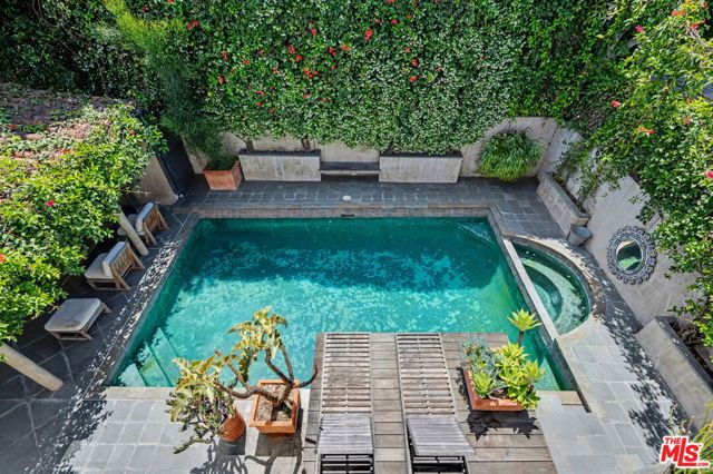 6356 Drexel Avenue, Los Angeles, CA 90048