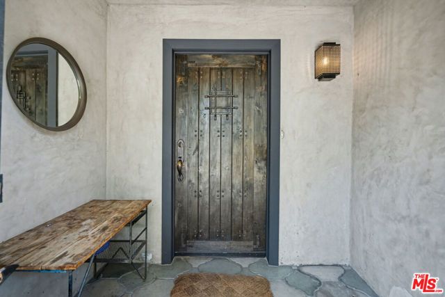 6356 Drexel Avenue, Los Angeles, CA 90048