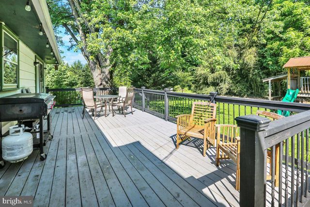 17-19 MARTICVILLE RD, Lancaster, PA 17603