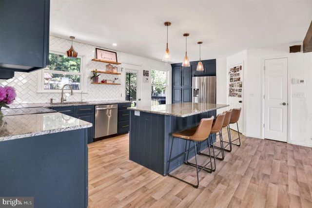 17-19 MARTICVILLE RD, Lancaster, PA 17603