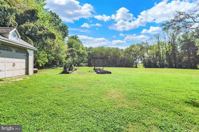 17-19 MARTICVILLE RD, Lancaster, PA 17603