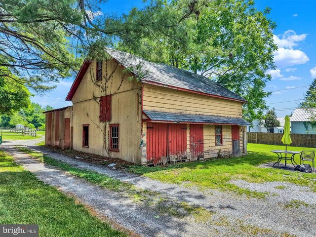 17-19 MARTICVILLE RD, Lancaster, PA 17603