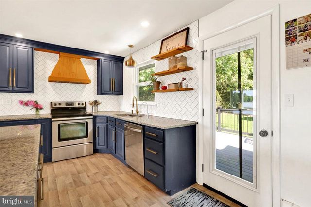 17-19 MARTICVILLE RD, Lancaster, PA 17603