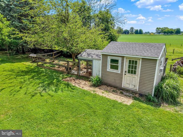 17-19 MARTICVILLE RD, Lancaster, PA 17603