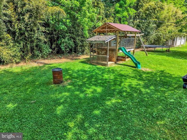 17-19 MARTICVILLE RD, Lancaster, PA 17603
