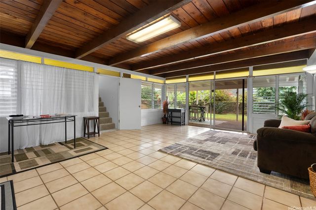 1458 Uluhala Place, Kailua, HI 96734
