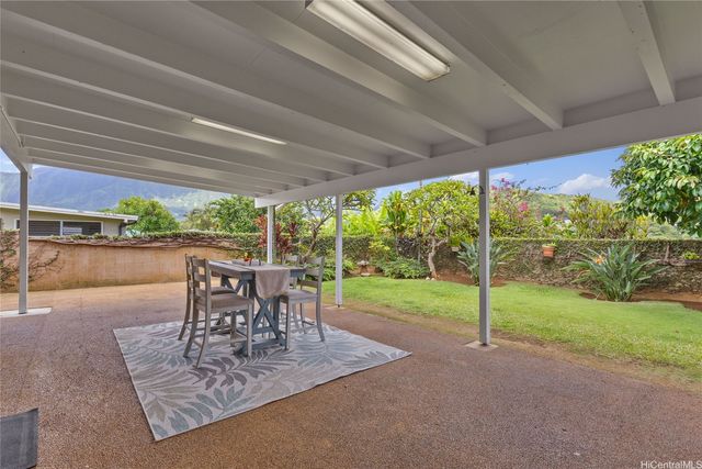 1458 Uluhala Place, Kailua, HI 96734