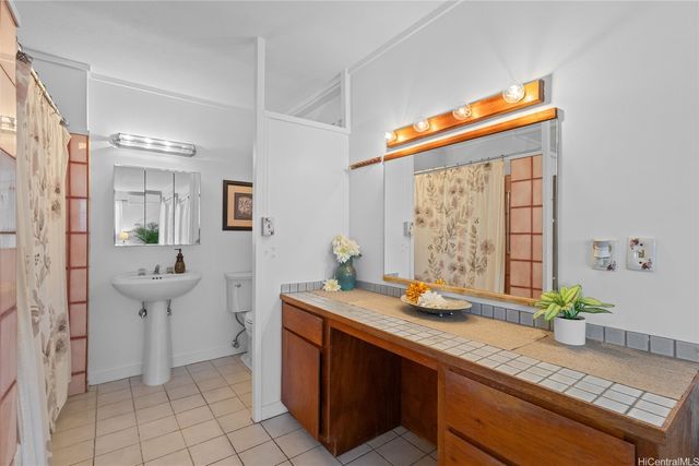 1458 Uluhala Place, Kailua, HI 96734
