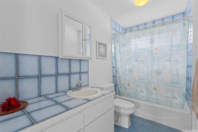 1458 Uluhala Place, Kailua, HI 96734