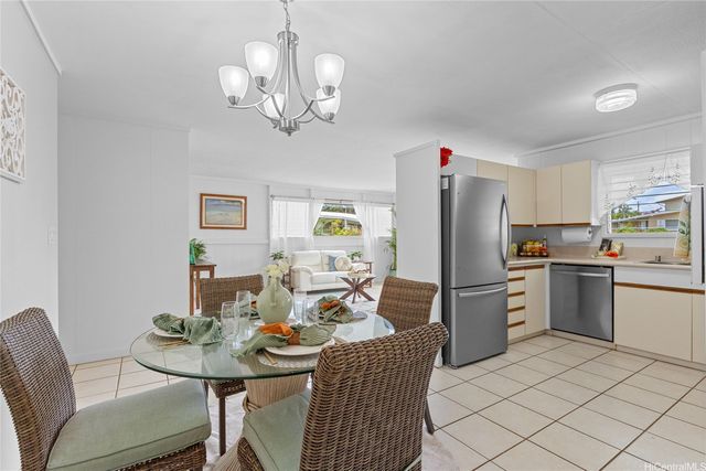 1458 Uluhala Place, Kailua, HI 96734