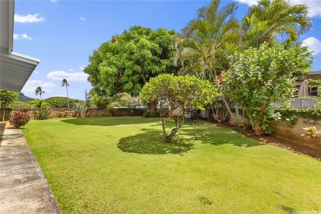 1458 Uluhala Place, Kailua, HI 96734