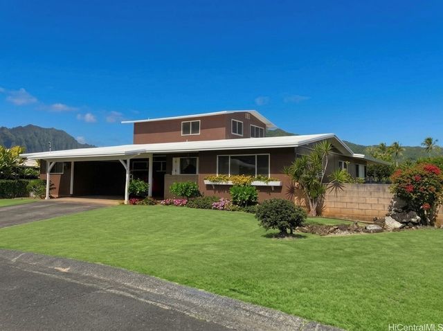 1458 Uluhala Place, Kailua, HI 96734