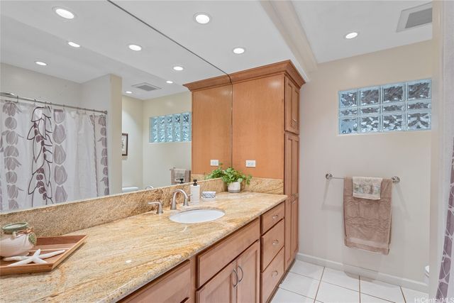 1458 Uluhala Place, Kailua, HI 96734